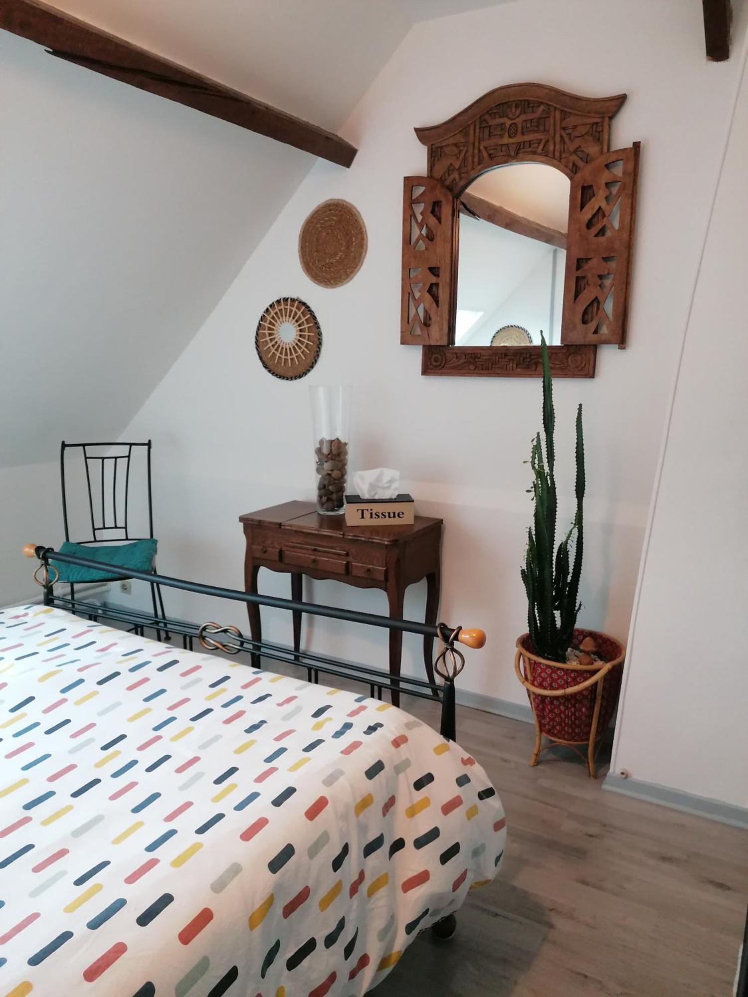 Lola Apartment Montigny-Sur-Crecy Екстериор снимка